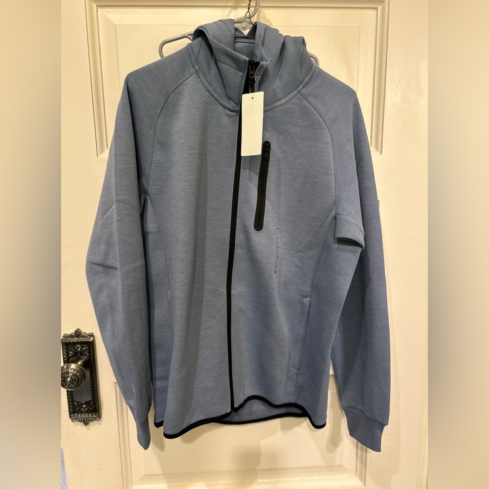 UNIQLO men’s BRAND NEW heather blue zip up sweater size medium
